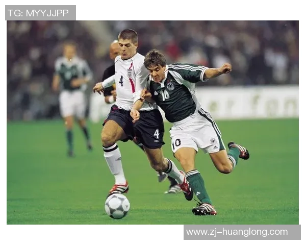 足球前腰传奇球星的辉煌历程与技艺传承解析